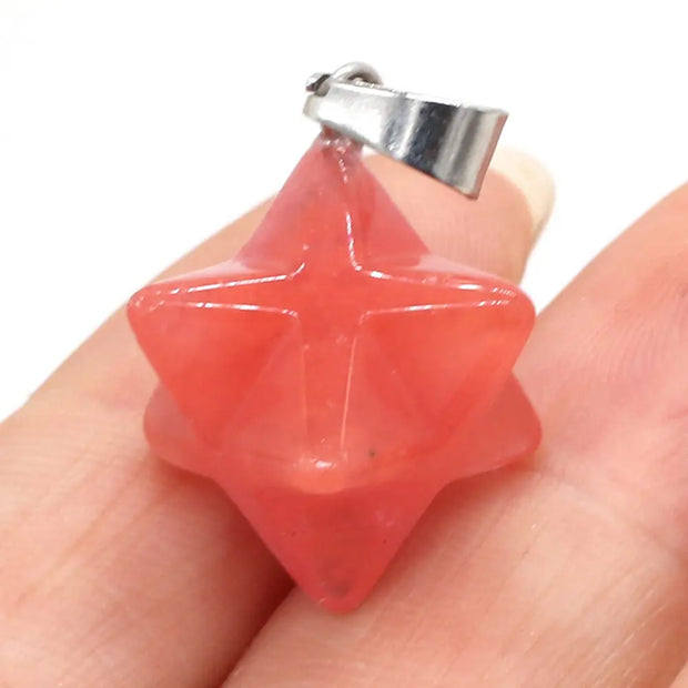 Collier avec une amulette en quartz rose merkaba - Mes Bijoux En Pierres Naturelles