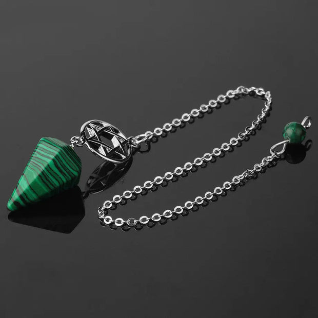 Pendule ésotérique en malachite avec symbole pentacle - Mes Bijoux En Pierres Naturelles