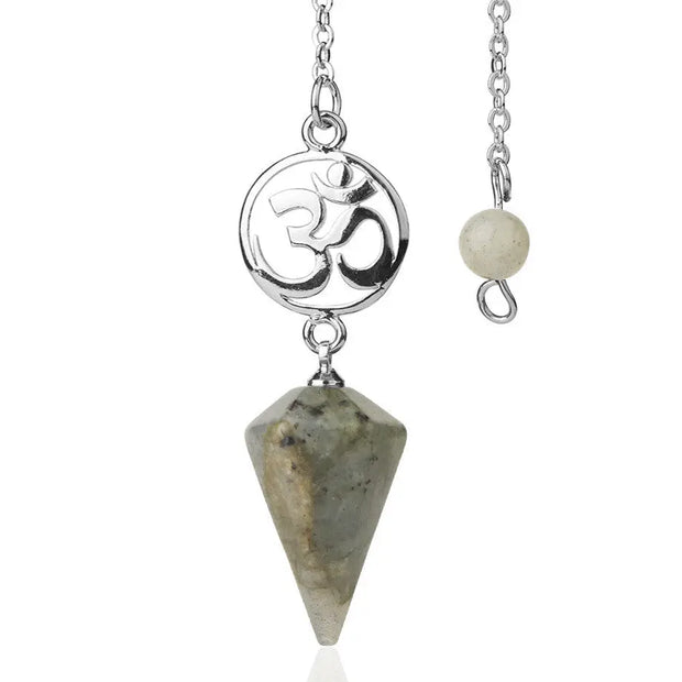 Amulette divinatoire en labradorite Aum - Mes Bijoux En Pierres Naturelles