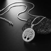 Collier en cristal et pendentif en forme d'arbre de vie argenté - Mes Bijoux En Pierres Naturelles