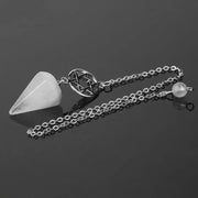Pendule ésotérique en cristal de roche avec pentacle - Mes Bijoux En Pierres Naturelles